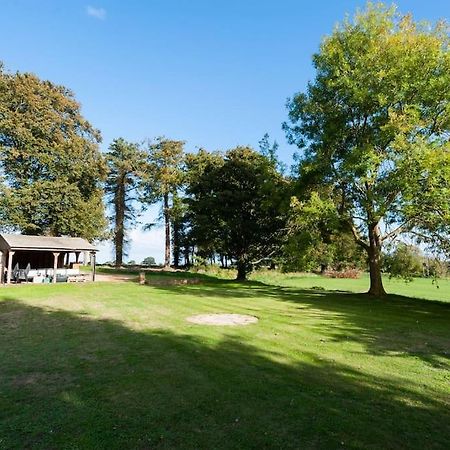 Firs Sleeps 15 Stunning Country House With Hot Tub Sudbourne Buitenkant foto