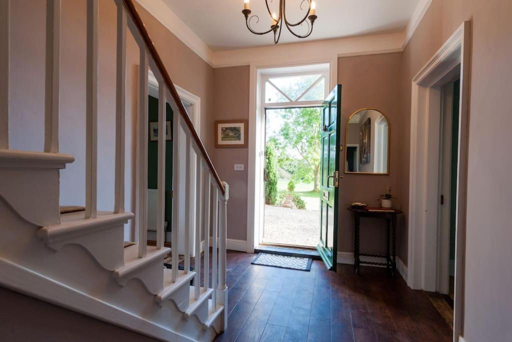 Firs Sleeps 15 Stunning Country House With Hot Tub Sudbourne Buitenkant foto