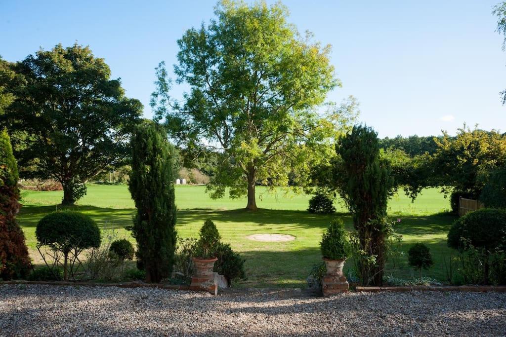 Firs Sleeps 15 Stunning Country House With Hot Tub Sudbourne Buitenkant foto